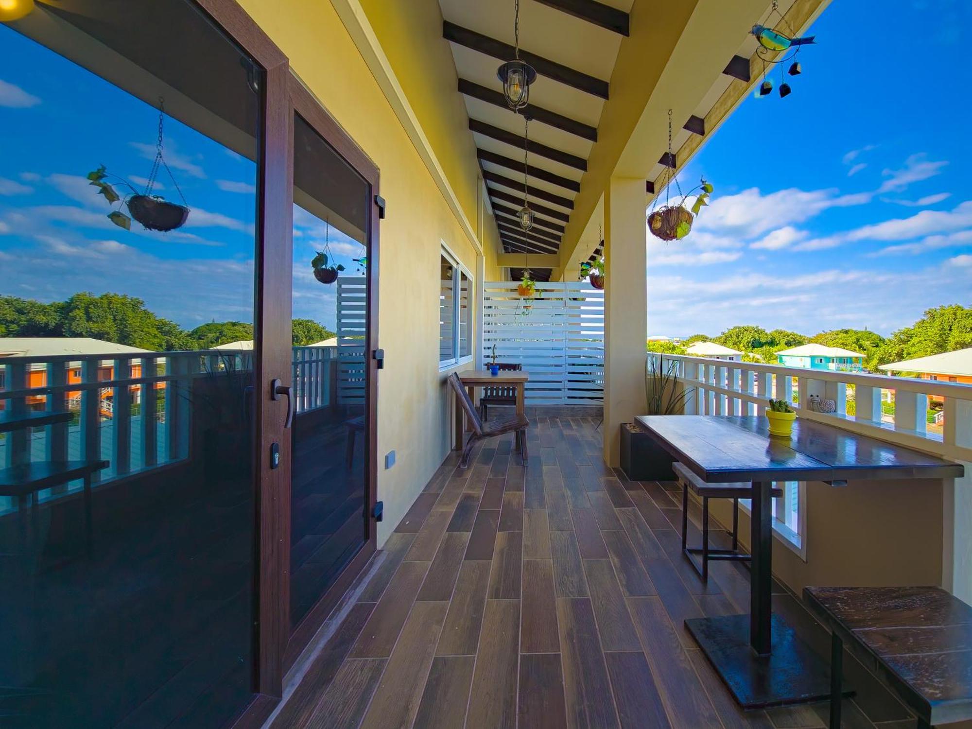 Louis' Apartments Placencia Екстериор снимка