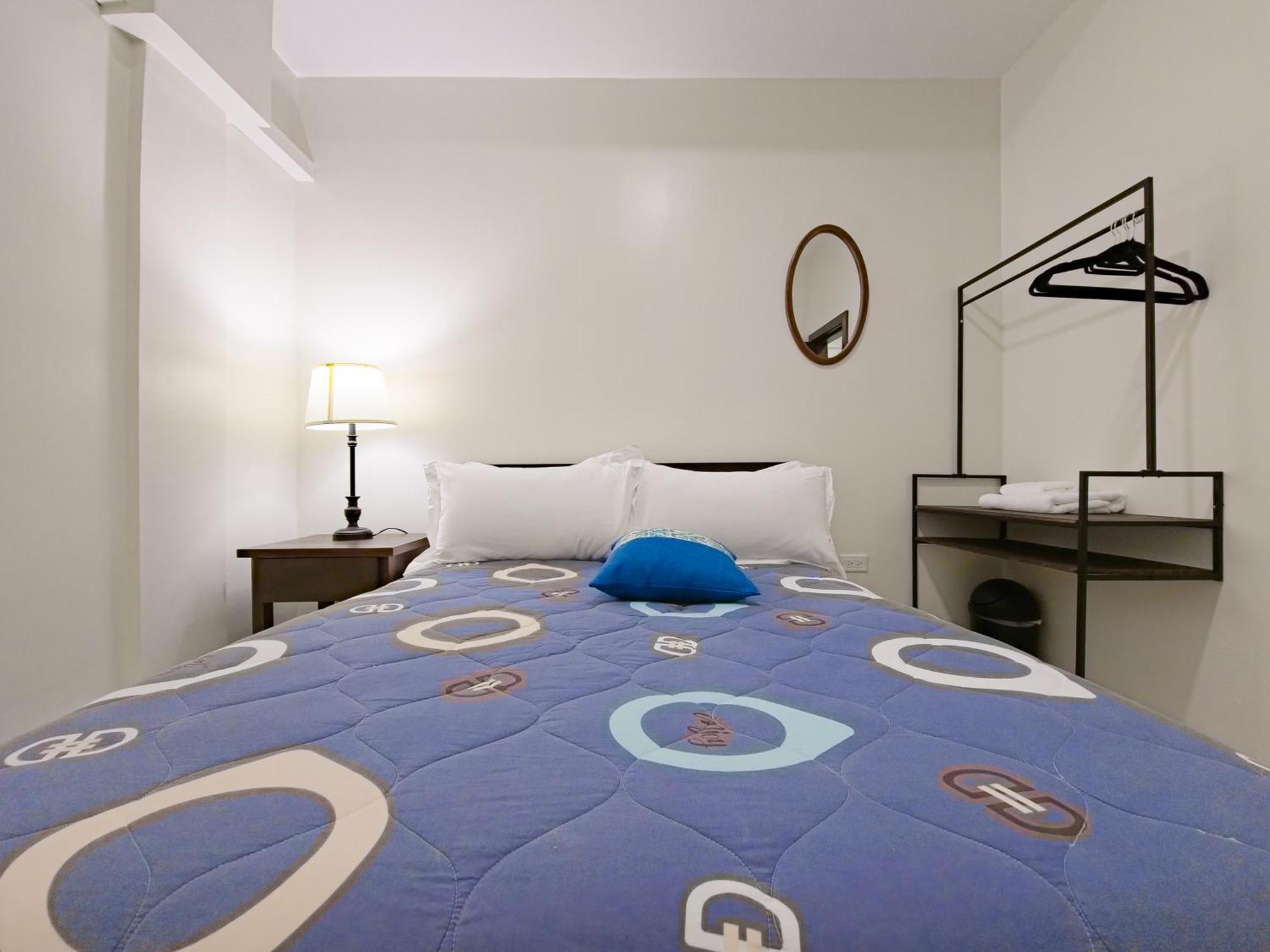 Louis' Apartments Placencia Екстериор снимка