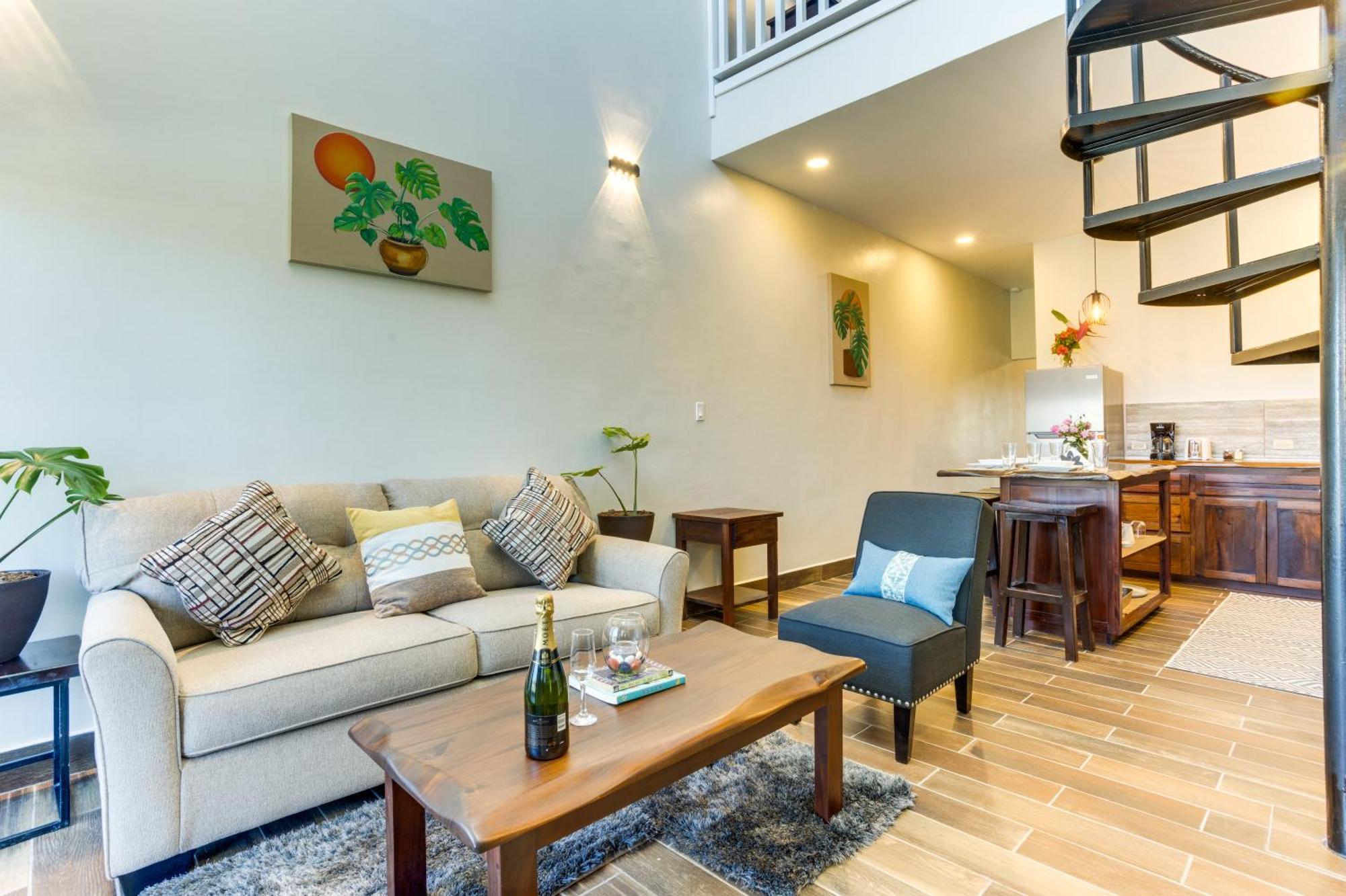 Louis' Apartments Placencia Екстериор снимка