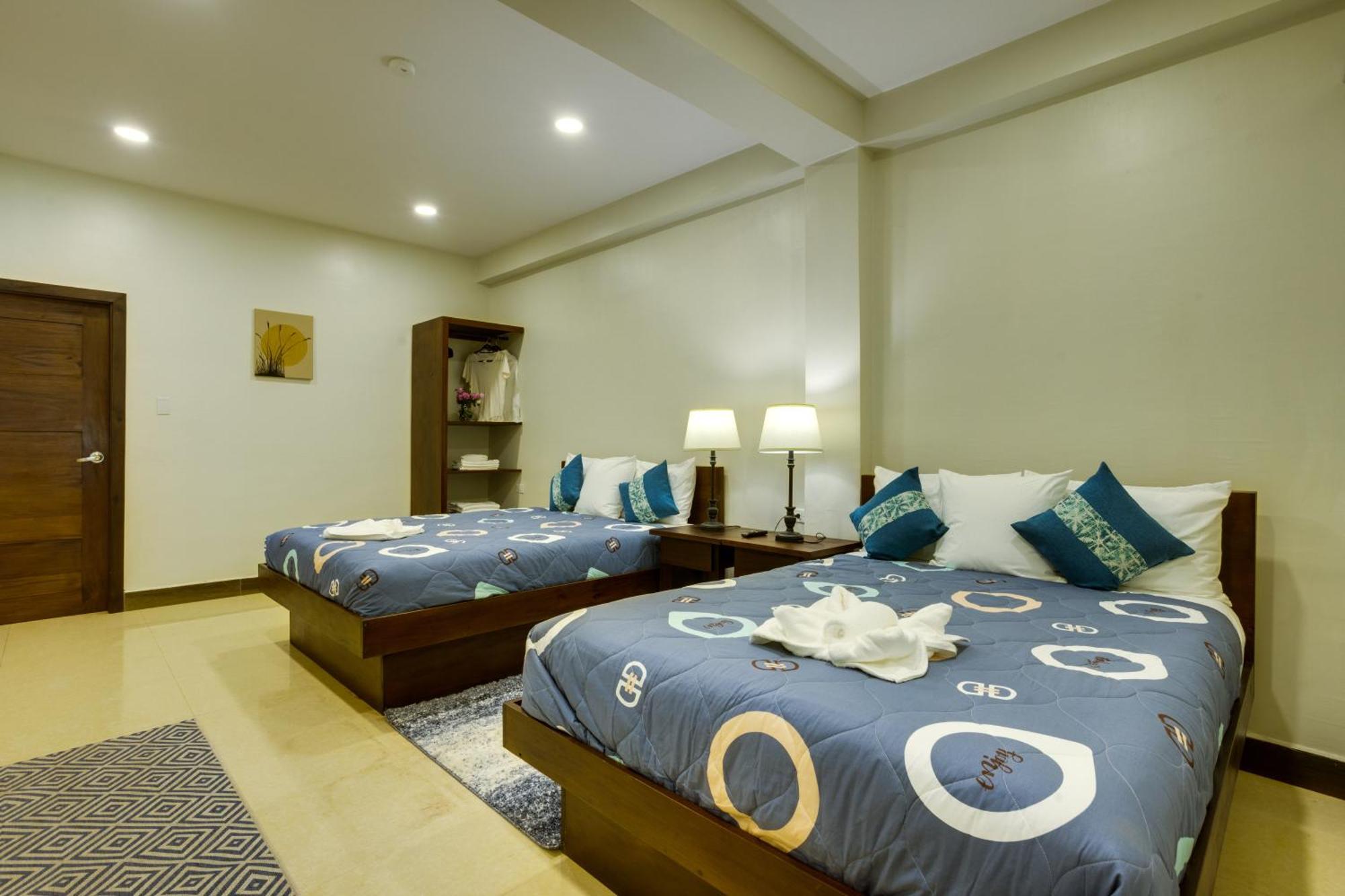 Louis' Apartments Placencia Екстериор снимка